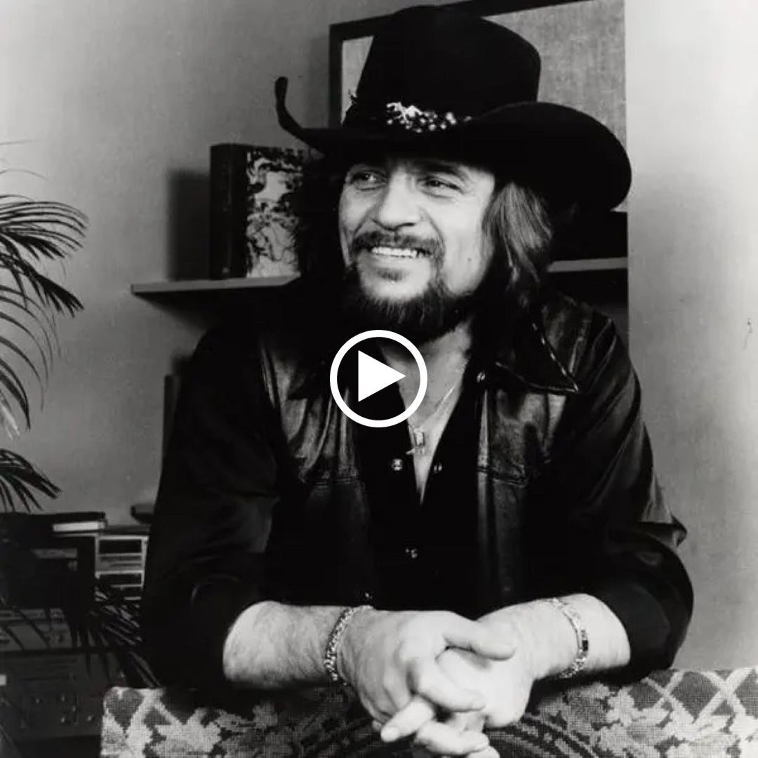 Waylon Jennings – It’s Not Supposed to Be That Way
