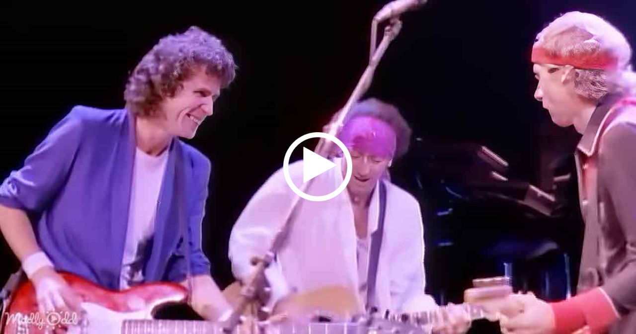 Dire Straits – Walk Of Life (Official Music Video)