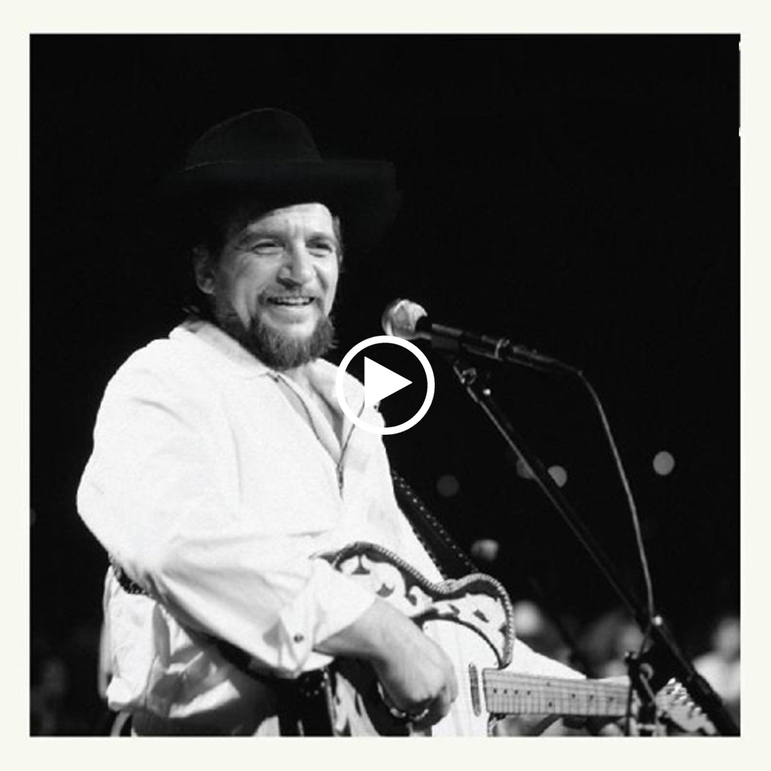 Waylon Jennings – Let’s Turn Back the Years