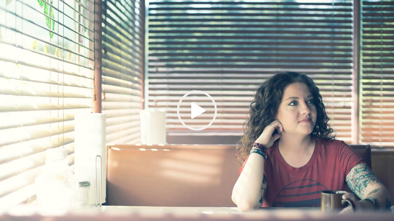 Ashley McBryde – Girl Goin’ Nowhere