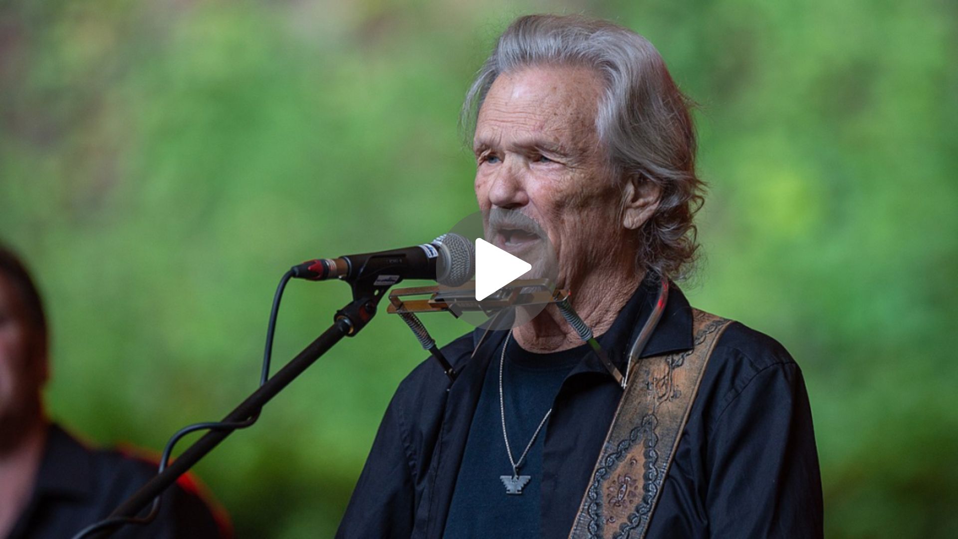 Kris Kristofferson – The King is Gone